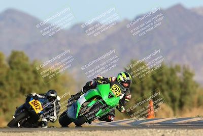 media/Mar-26-2022-CVMA (Sat) [[4461a8f564]]/Race 12 Amateur Supersport Middleweight/